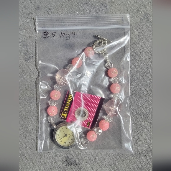 Quartz Watch - Picture 6 of 6